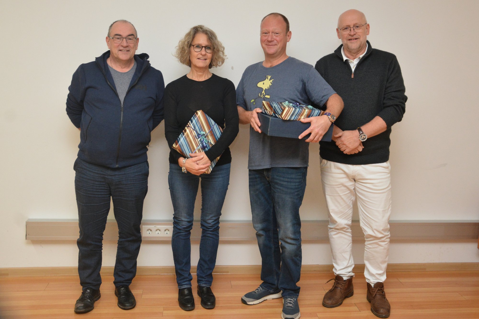 Direktor Ernstberger und Primarius Imhof gratulierten Primaria Sautner und OA Lipovac