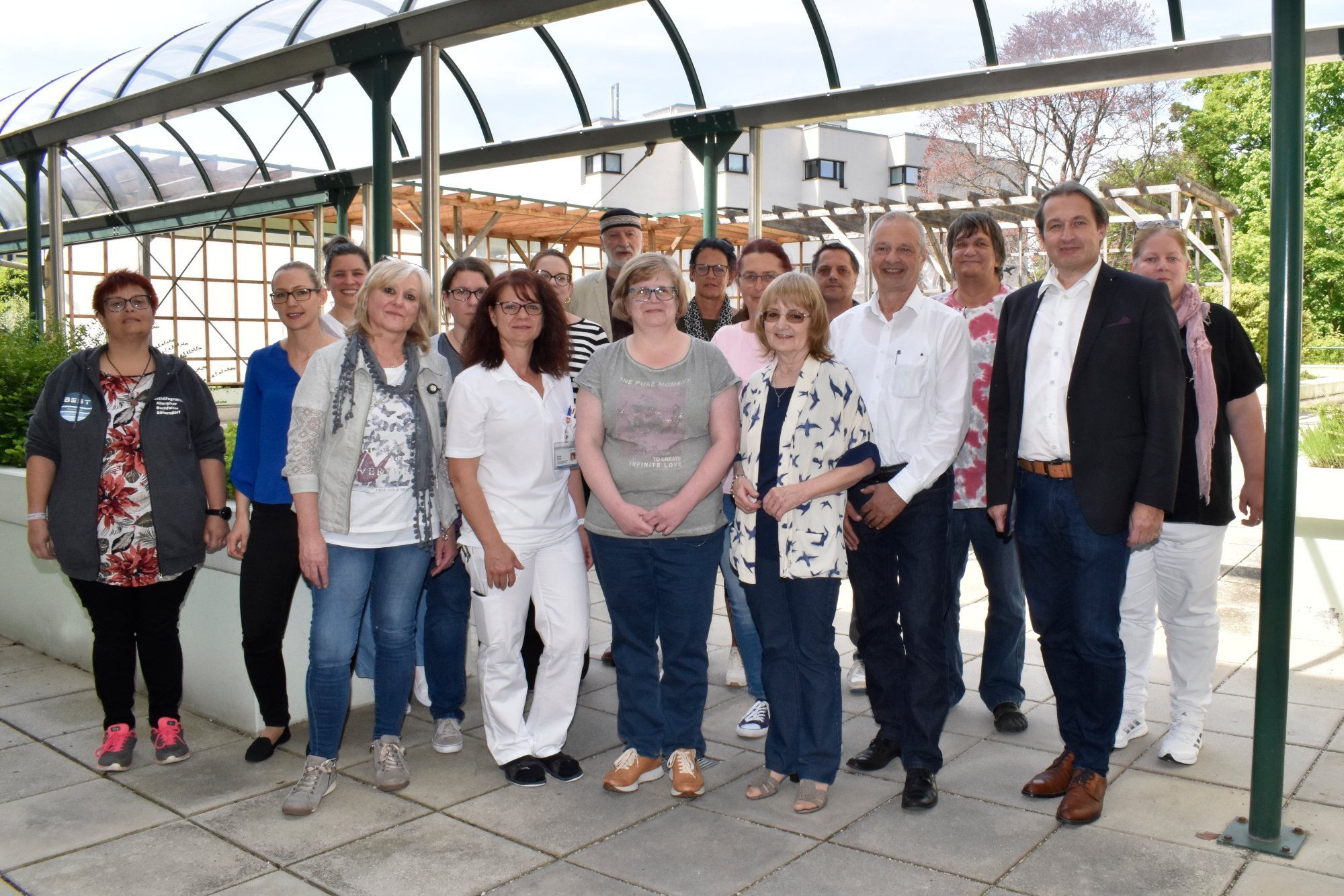 Die Teilnehmenden am ersten gemeinsamen Treffen der Selbsthilfegruppen