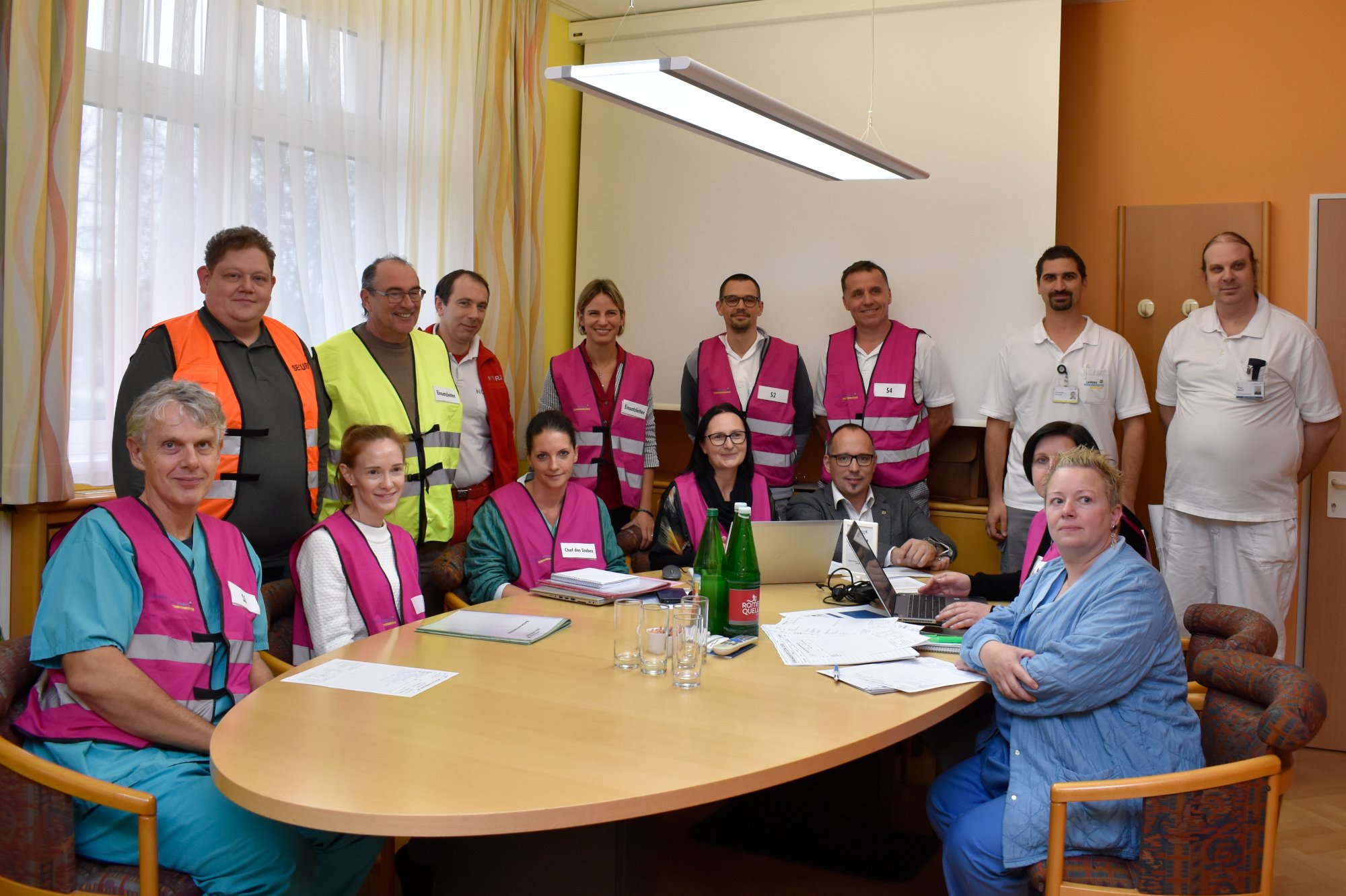 Die Mitglieder des Krisenstabs im Landesklinikum Hollabrunn